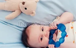 6 điều cần quan tâm khi bé mọc răng sữa
