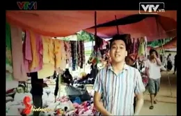 Ăn quà ở chợ phiên Lũng Vân, Hòa Bình
