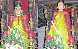Bức tượng đứng lên, ngồi xuống ở làng Bảo Hà