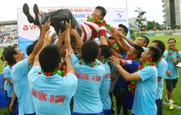 Hùng Vương An Giang và Than Quảng Ninh thăng hạng V-League 2014