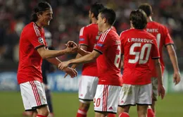 Benfica 2-1 PSG: Thắng vẫn xuống Europa League (VIDEO)