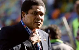 Eusebio - huyền thoại bóng đá Bồ Đào Nha qua đời ở tuổi 71