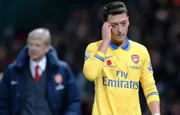Điểm 3 cho Ozil trong thảm bại của Arsenal trước Liverpool