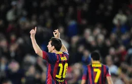 Messi vượt qua huyền thoại Di Stefano