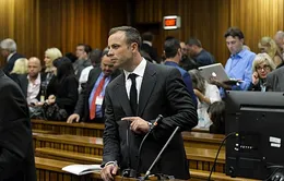 "Người không chân" Oscar Pistorius khẳng định vô tội trong phiên phúc thẩm