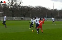 Được "chấp người", U19 Việt Nam vẫn thảm bại trước U19 Tottenham