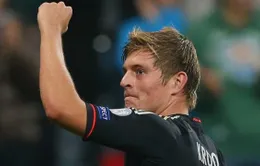 Tin sáng 26/3: Toni Kroos đòi lương cao, Bayern "nhả" cho M.U
