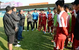 Khi bầu Đức không còn vung tiền