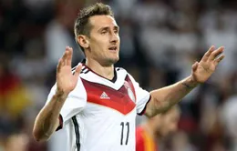 Miroslav Klose trên đường trở thành huyền thoại mới của World Cup
