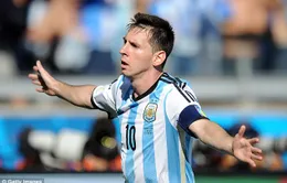 Leo Messi nhận quà sinh nhật "độc" từ Adidas