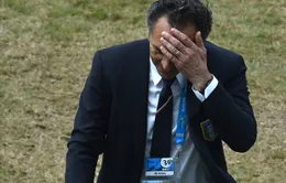 Thua đau Uruguay, HLV Prandelli từ chức HLV ĐT Italia