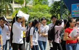 Đề thi Đại học môn Toán vừa sức và có sự phân loại thí sinh rõ ràng