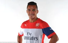 Sanchez ra mắt Arsenal trong mẫu áo mới và nhận lương cao nhất Emirates