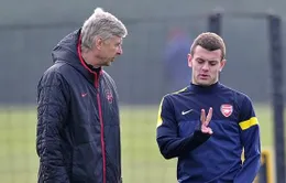 Wenger không quan tâm đến việc "trò cưng" Wilshere hút thuốc
