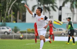U19 Việt Nam đại thắng U21 Singapore: HLV Guillaume khen ngợi "truyền nhân" của Văn Quyến