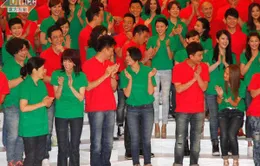 Hồ Hạnh Nhi và Huỳnh Tông Trạch phớt lờ nhau
