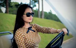Duyên dáng như MC Huyền Châu