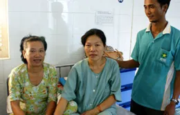 Cận nghèo thành nghèo chỉ vì...  sinh bốn