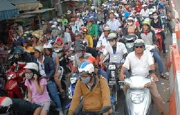 Sau nghỉ lễ, người dân đổ về thành phố tăng đột biến