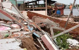 Giông lốc gây thiệt hại nghiêm trọng tại Cần Thơ, Cà Mau 