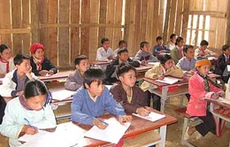 Trao học bổng cho HS, SV nghèo tỉnh Quảng Trị