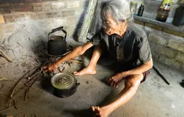 Cụ bà cựu chiến binh cô độc với bệnh tật hành hạ liên miên