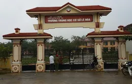 Nổ bom ở trường học, một học sinh thiệt mạng, một bị thương nặng