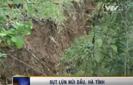 Xuất hiện vết nứt dài 600m ở Hà Tĩnh gây hoang mang