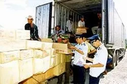 Giám sát chặt chẽ thực phẩm nhập khẩu ngay từ biên giới
