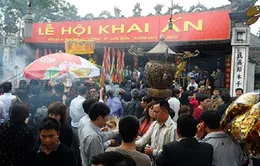 Đông đảo người dân tham dự Lễ Khai ấn Đền Trần