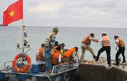 Hải quân Việt Nam - Philippines giao lưu trên đảo Song Tử Tây