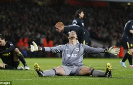 ĐKVĐ FA Cup đi vào lịch sử khi rớt hạng
