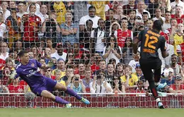 Drogba đưa Galatasaray lên ngôi tại Emirates Cup