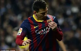 Tỏa sáng ở El Clasico, Messi vượt qua huyền thoại Di Stefano 