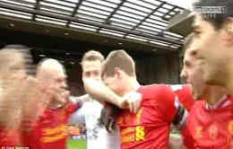 Gerrard khóc trong ngày vinh quang của Liverpool ở Anfield