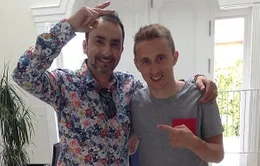 Hoàn tất giấc mơ Decima với Real, Modric xuống tóc ăn mừng