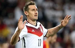 Klose phá tan kỷ lục ghi bàn của huyền thoại Gerd Muller