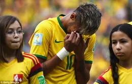 Neymar khóc như trẻ con trong trận đấu thứ 50 khoác áo ĐTQG