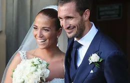 Sau scandal Suarez “cắn càn”, Chiellini quyết định cưới vợ