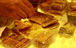 Giá vàng tiếp tục giảm nhanh   
