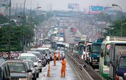 Vốn cho hạ tầng giao thông: Nghịch lý