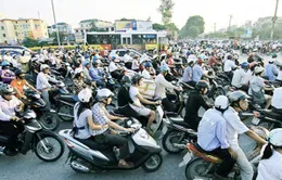Phí đường bộ xe máy: Hà Nội vẫn “án binh bất động” 