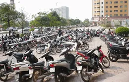 Phí giữ xe tại chung cư: Không được áp “giá dịch vụ”