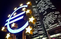 ECB duy trì lãi suất ở mức thấp 