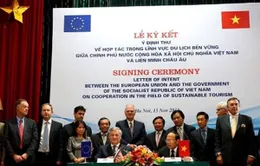 Việt Nam - EU ký kết Ý định thư về hợp tác du lịch bền vững 