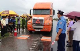 Lại cán hỏng cân để chống đối kiểm tra tải trọng 