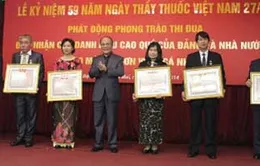 Chủ tịch Quốc hội thăm Bệnh viện Bạch Mai 