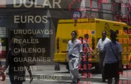 Đề nghị tái cơ cấu nợ của Argentina bị từ chối 