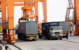 Bộ trưởng Đinh La Thăng nhận lỗi trước các doanh nghiệp vận tải   