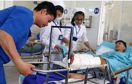 Nối thành công cẳng chân bị đứt lìa do tai nạn giao thông 